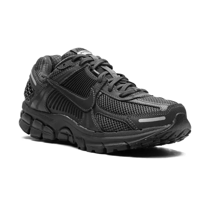 Nike Zoom Vomero 5 – Triple Black