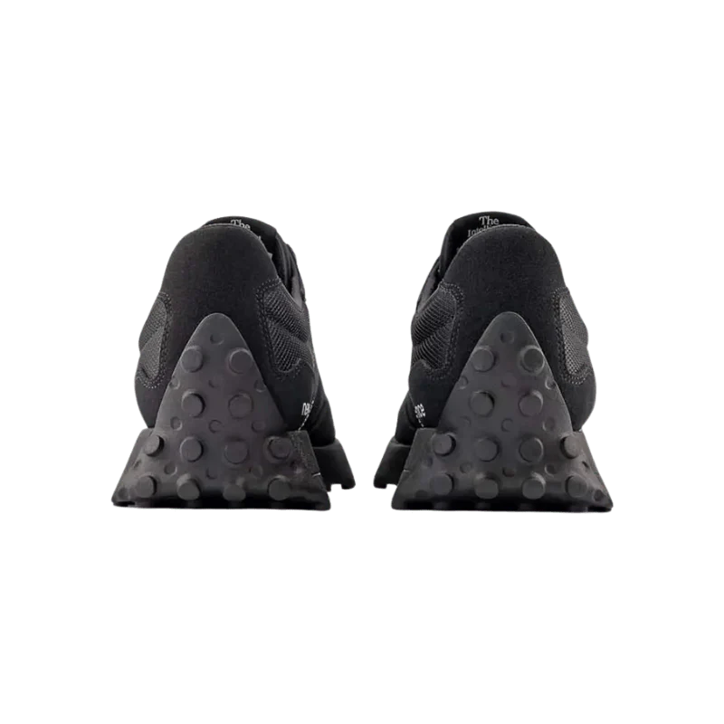 New Balance 327 Triple Black