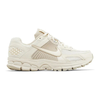 Nike Zoom Vomero 5 – Sail Light Orewood Brown