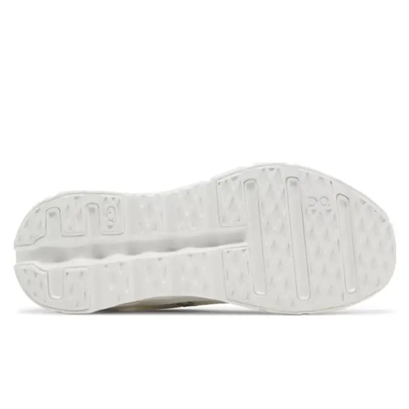 LOEWE x OnCloudtilt All white