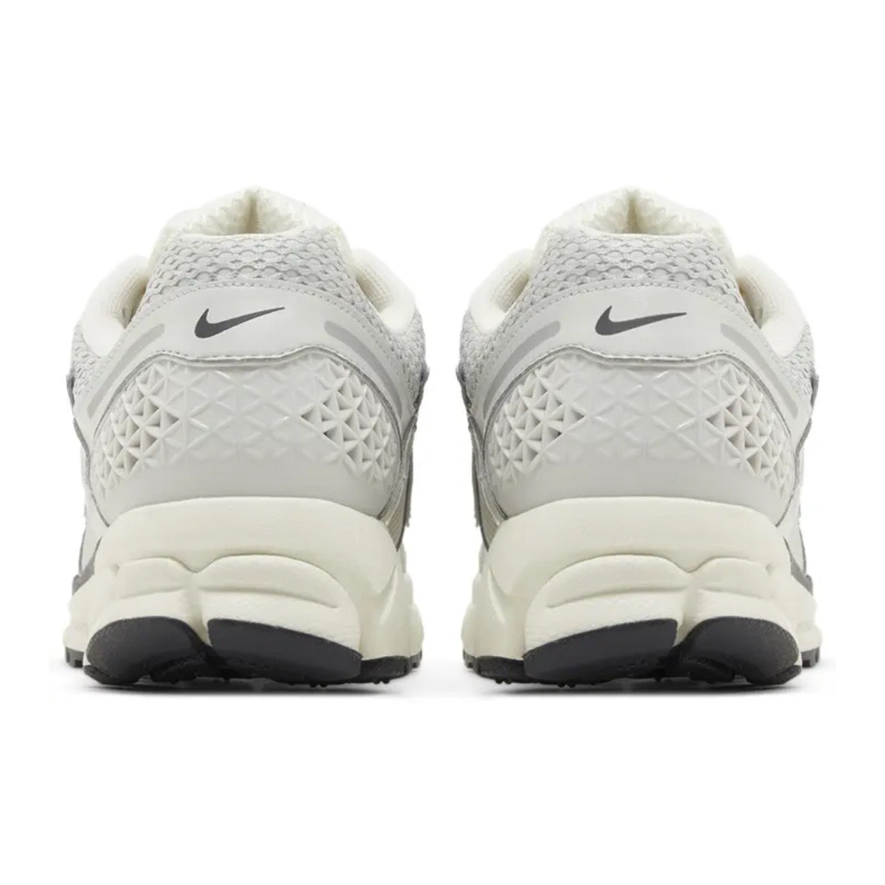 Nike Zoom Vomero 5 Chrome