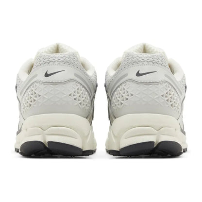 Nike Zoom Vomero 5 Chrome
