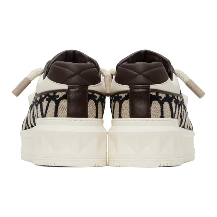 VALENTINO GARAVANI Off-White & Brown One Stud XL Sneakers
Regular price