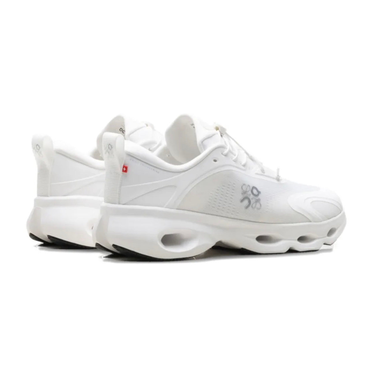 On Cloudsolo White