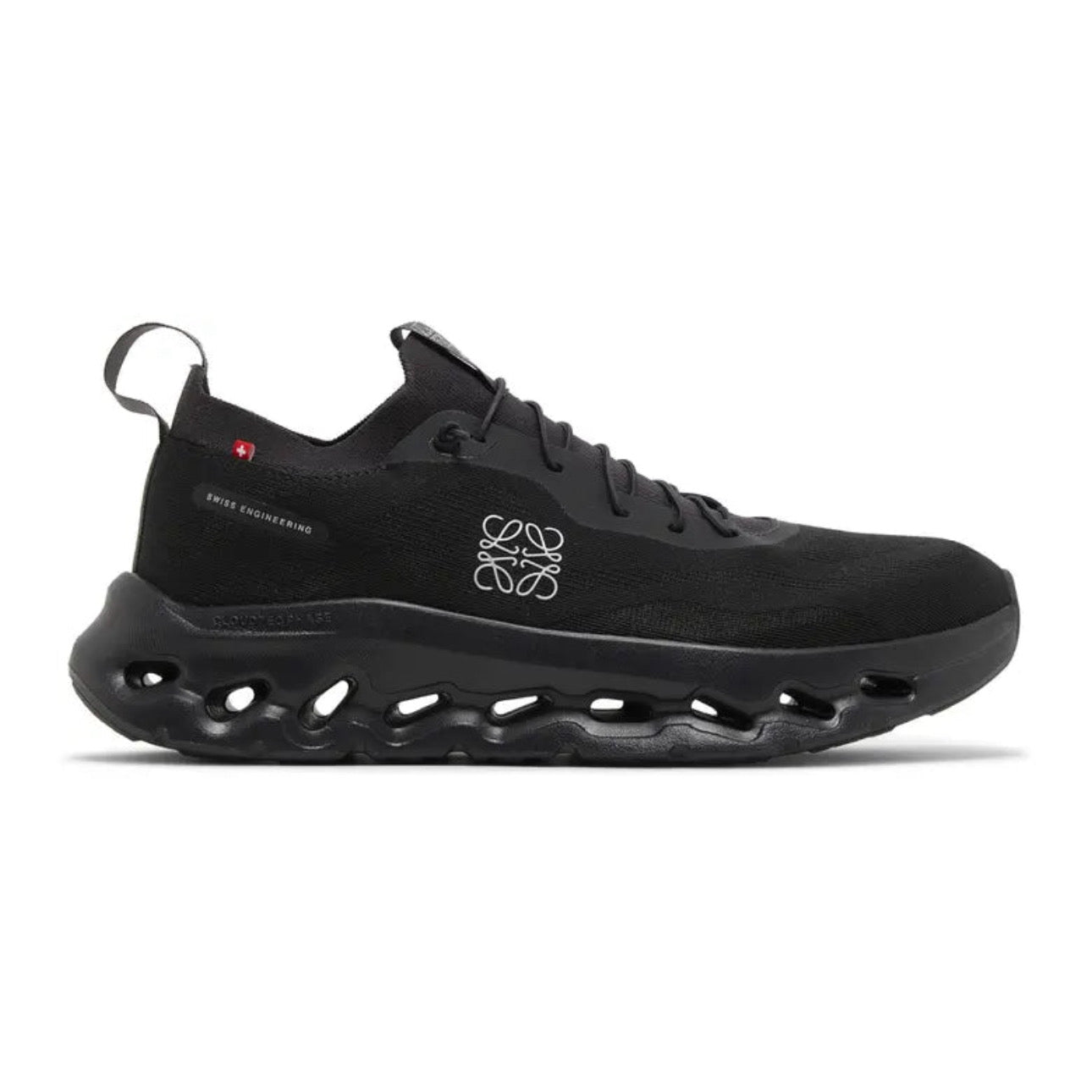 LOEWE x OnCloudtilt All black