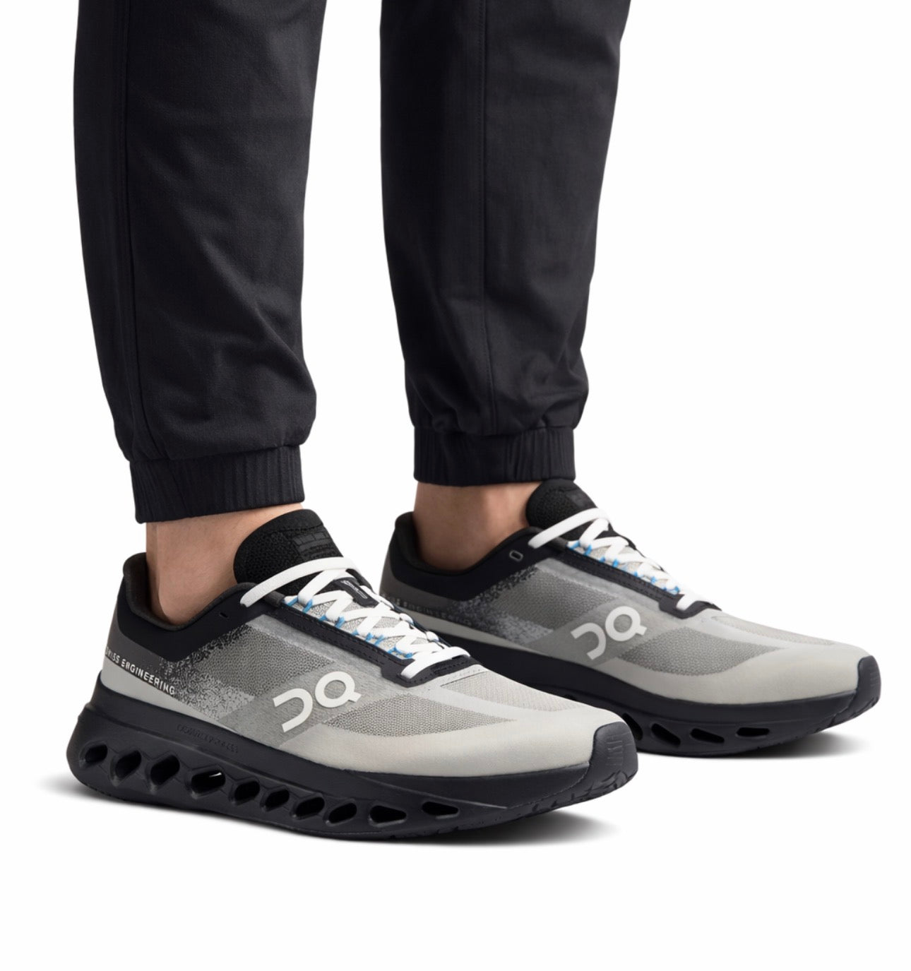 On Running Cloudsurfer Next Lumos Black Dew