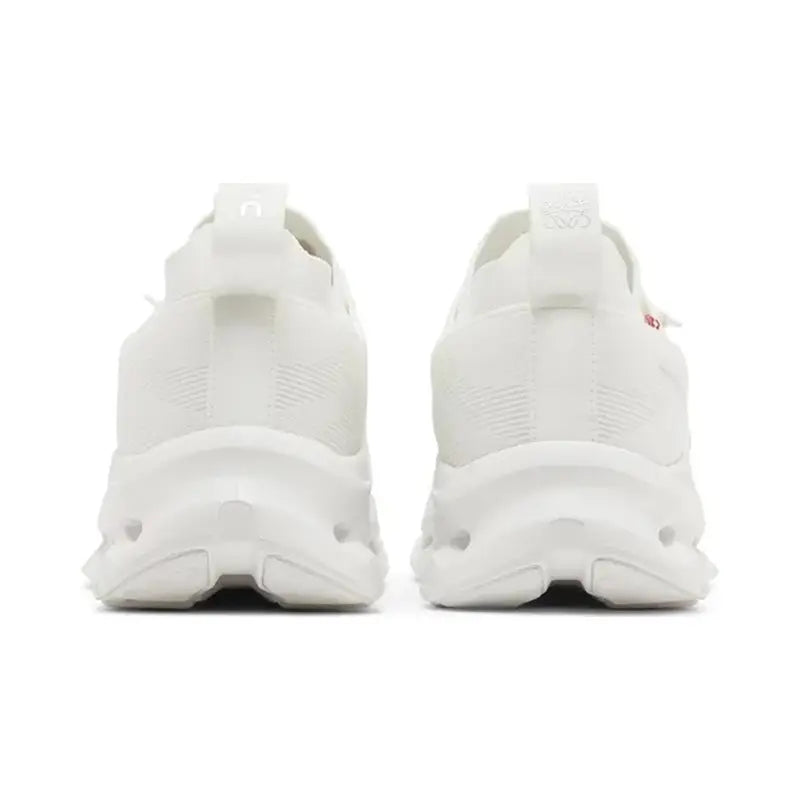 LOEWE x OnCloudtilt All white